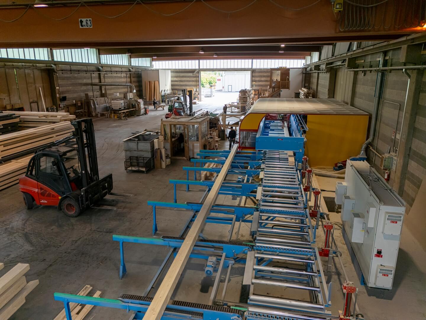 finiture e lavorazioni per legno destinato a tetti