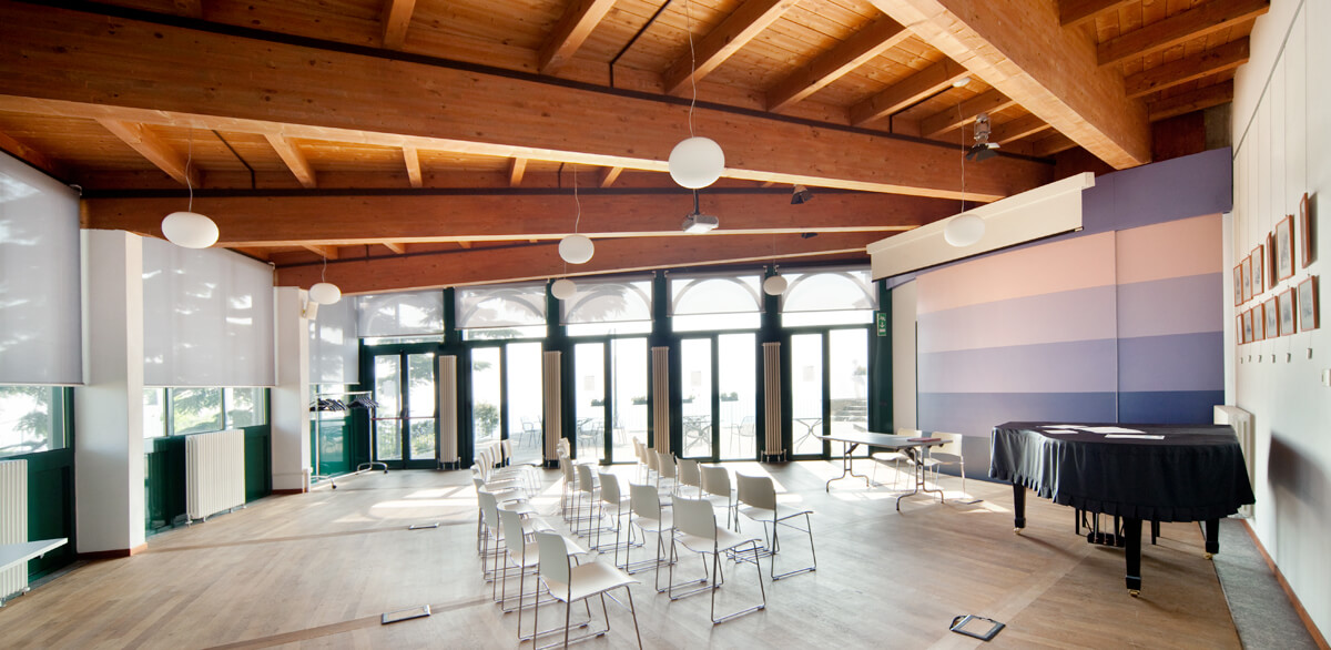 copertura in legno per sala concerti e conferenze
